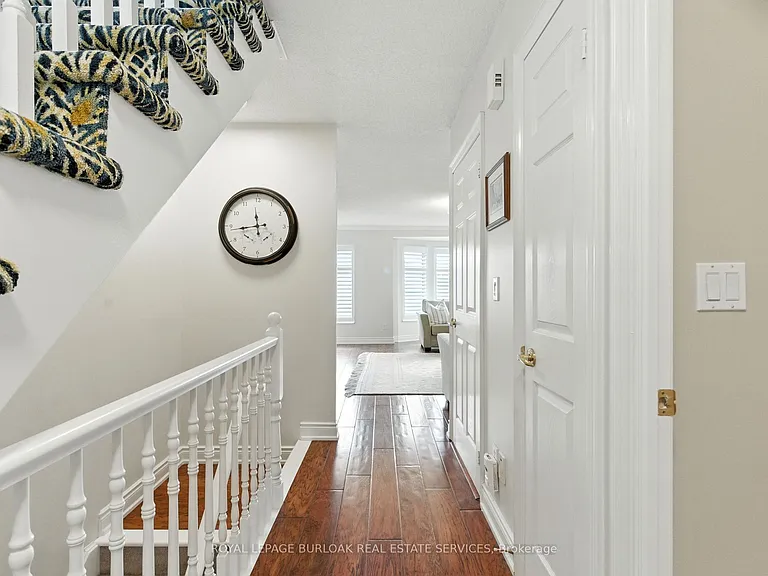 442 Maple Ave #7 — Photo 17