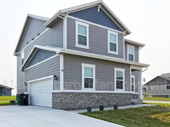 2302 SW 23rd St, Ankeny, IA 50023