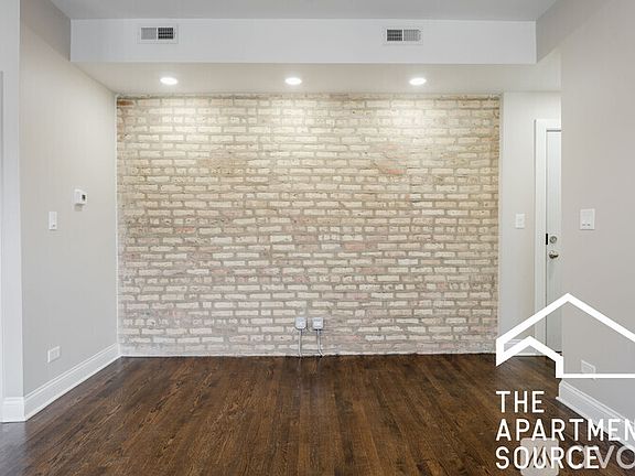 5th image of 2228 N Sawyer Ave APT 3