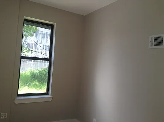 Rented by Rennit Inc. | media 26