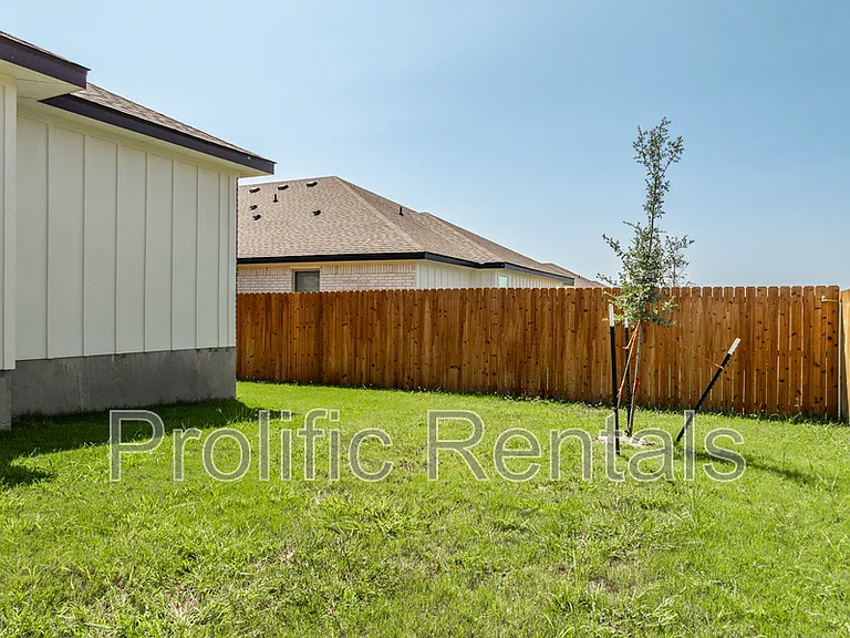 5107 Rose Petal Ct #1 — Photo 28