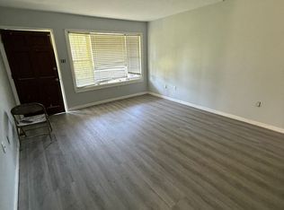 7467 Glenetta Ct, Baton Rouge, LA 70812