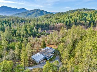 2555 Sykes Creek Rd, Rogue river, OR 97537