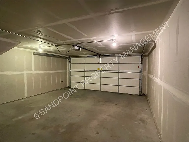 327 Olive Ave #G — Photo 20