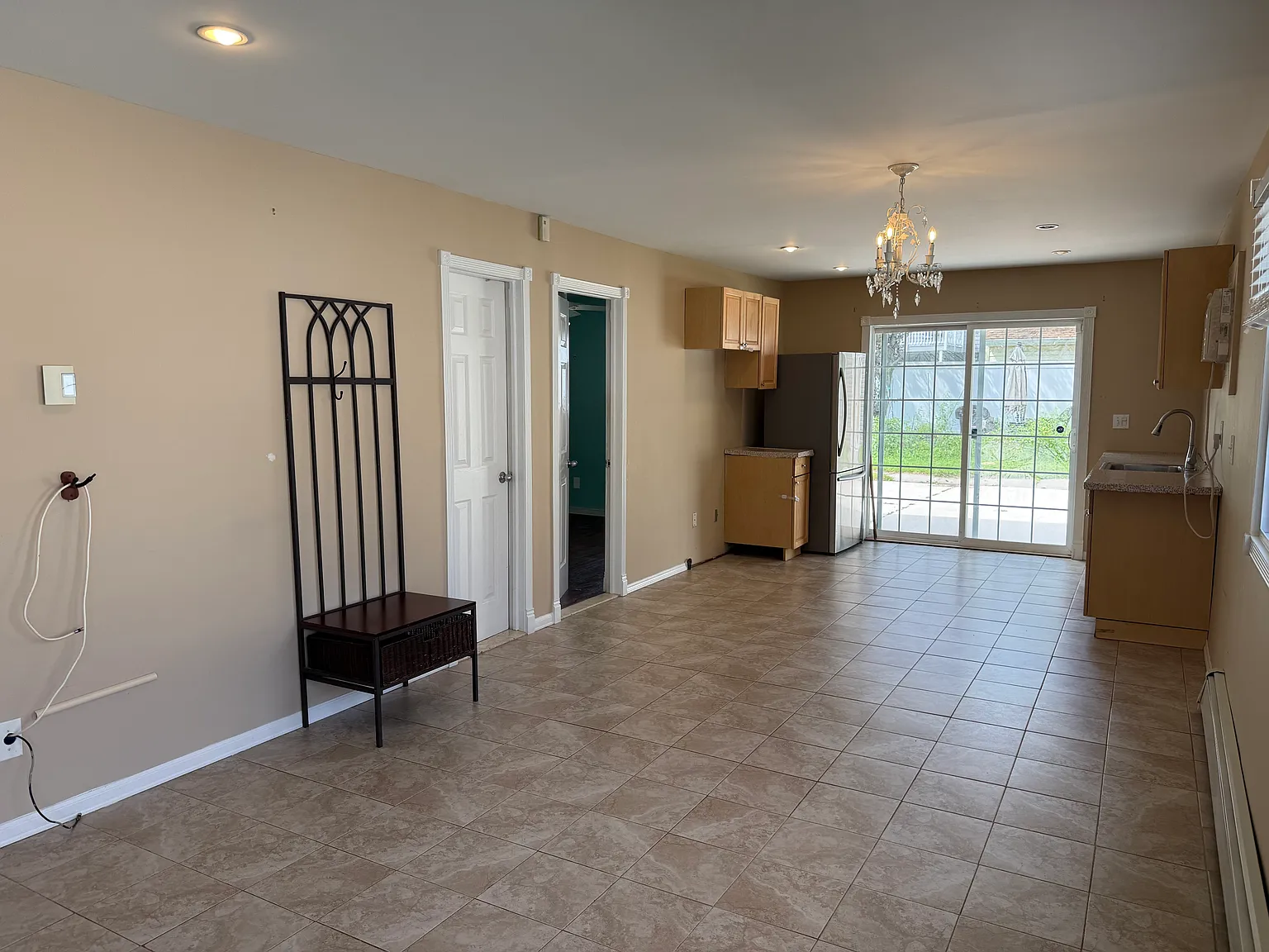 5 bed, $2,750 — Photo 3