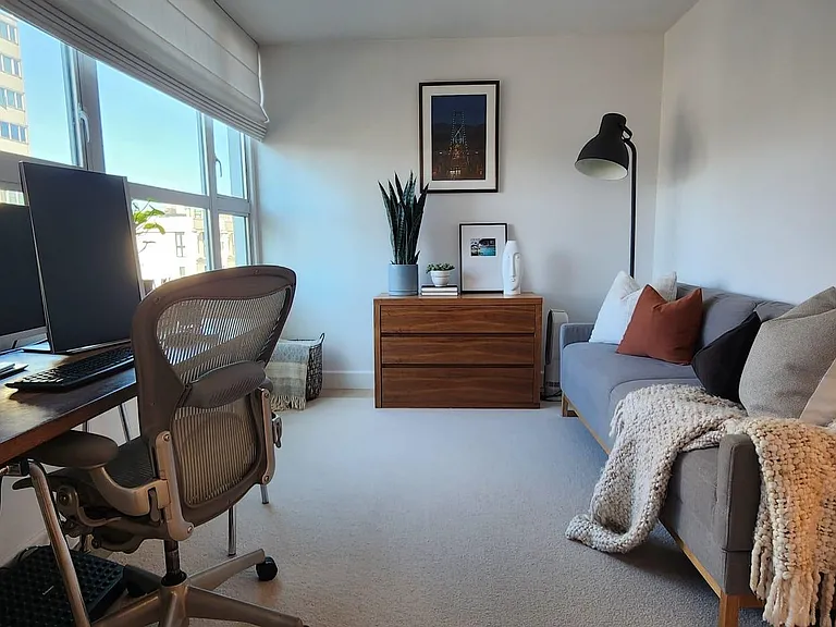1406 W Harwood St #404 — Photo 13