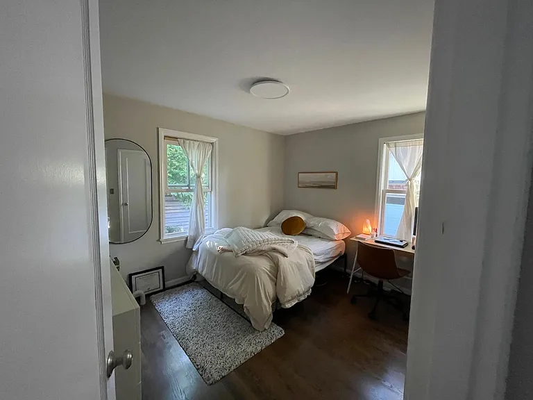 5316 NE 74th St — Photo 11