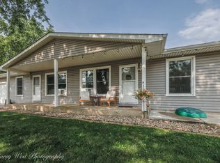 1509 Oak Ln, Sycamore, IL 60178