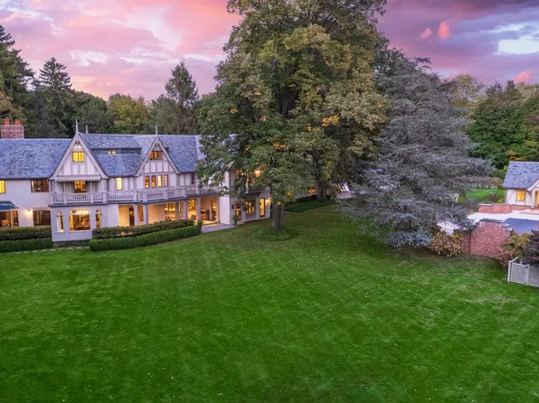 58 Greenley Road, New Canaan, CT 06840