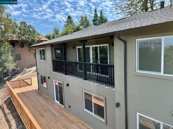 839 Las Trampas Rd, Lafayette, CA 94549