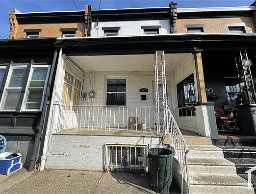 102 E Ashmead St — Photo 27
