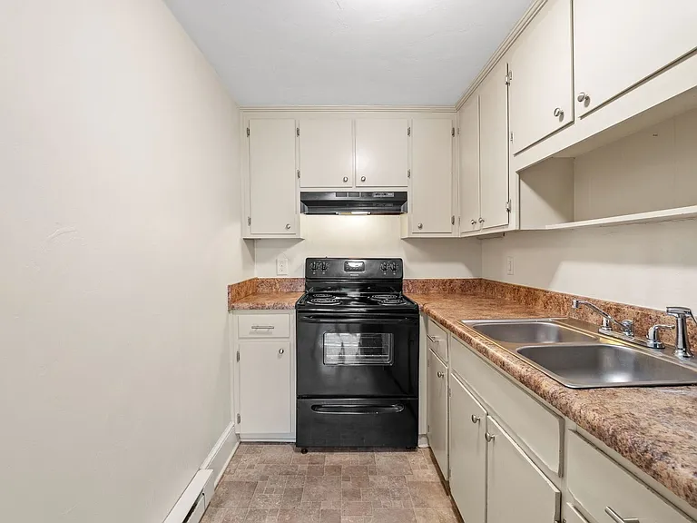 Gilmer Apartments — Photo 24