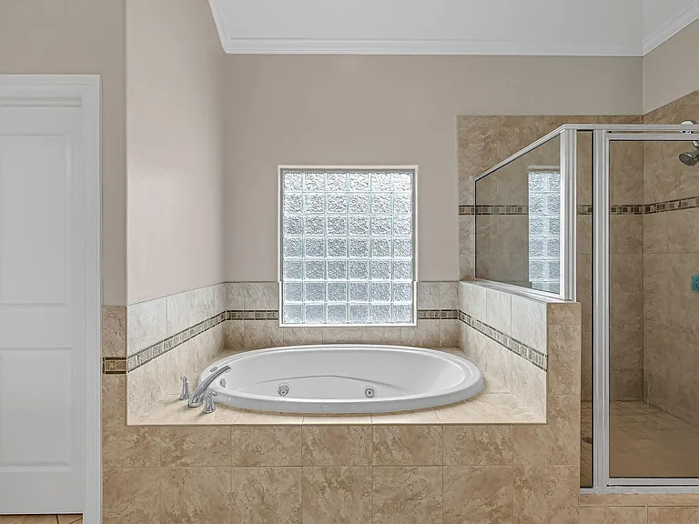 1204 Cohn St — Photo 22
