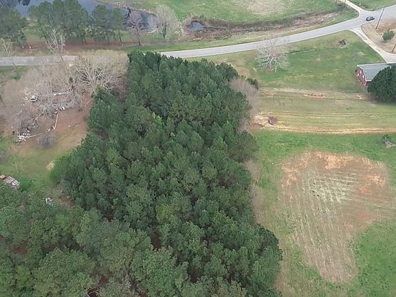 4th image of 2533 New High Shoals Rd