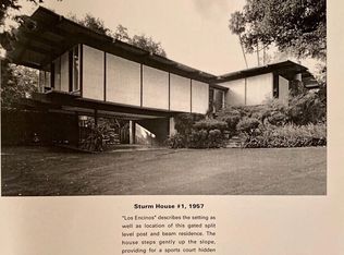 3819 Hayvenhurst Ave, Encino, CA 91436