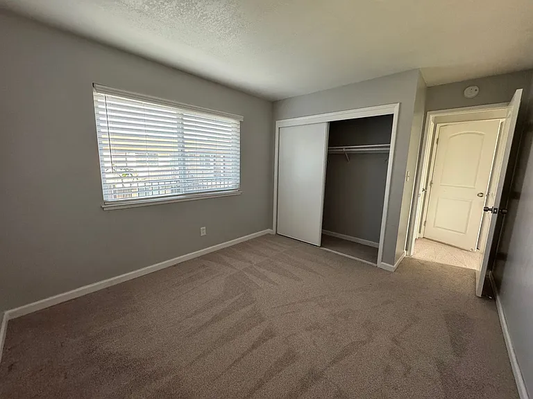 665 Kirkland Dr — Photo 10