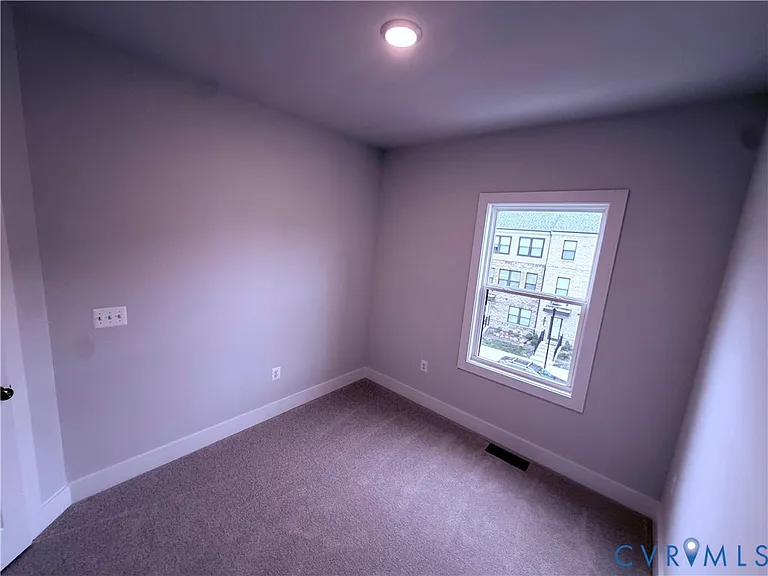 9453 Alquist St — Photo 12