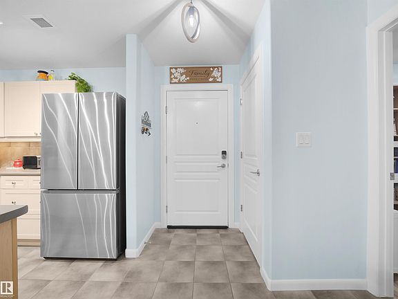 5th image of 400 Palisades Way #132