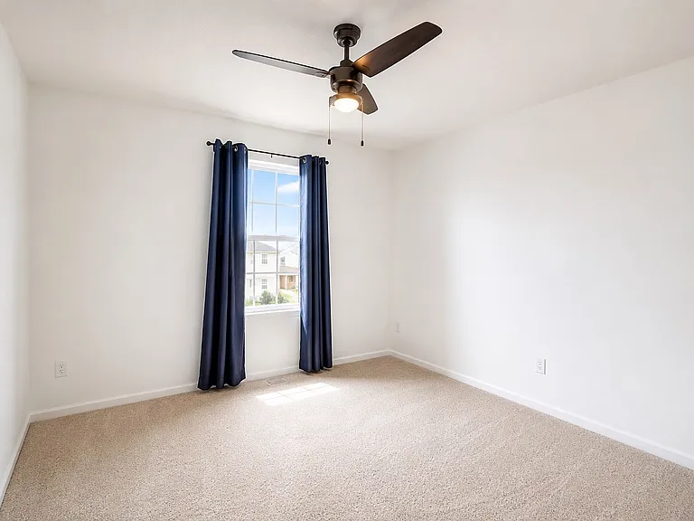 9769 Green Knoll Dr — Photo 12