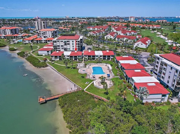 6361 Bahia Del Mar Blvd APT 205, Saint Petersburg, FL 33715