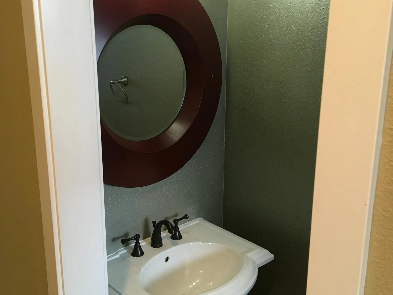 2 bed, 2.5 bath, 1252 sqft, $2,399 — Photo 4