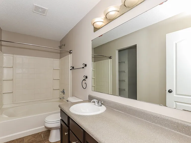 8234 Gathering Cir — Photo 11
