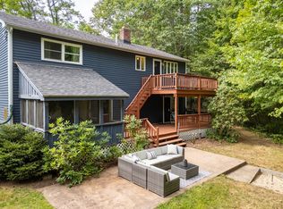 12 Cherokee Dr, Epping, NH 03042