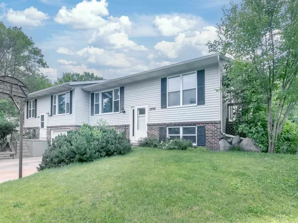 2298 S Thompson Dr, Madison, WI 53716