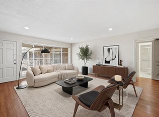 2727 Briarhurst Dr APT 21, Houston, TX 77057