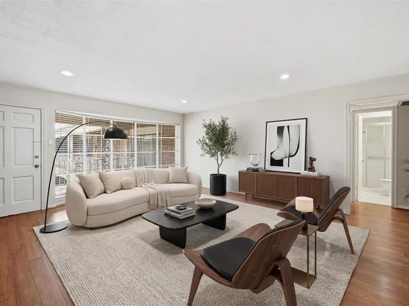 2727 Briarhurst Dr APT 21, Houston, TX 77057