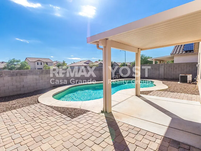 645 W Jardin Dr — Photo 9