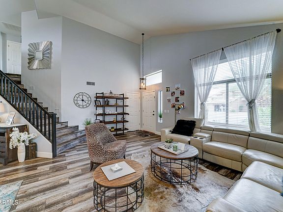 4th image of 16197 N 157th Avenue