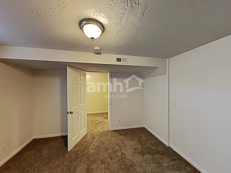 8607 S McGinnis Ln — Photo 20