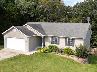 917 Sarah Ln, Union, MO 63084