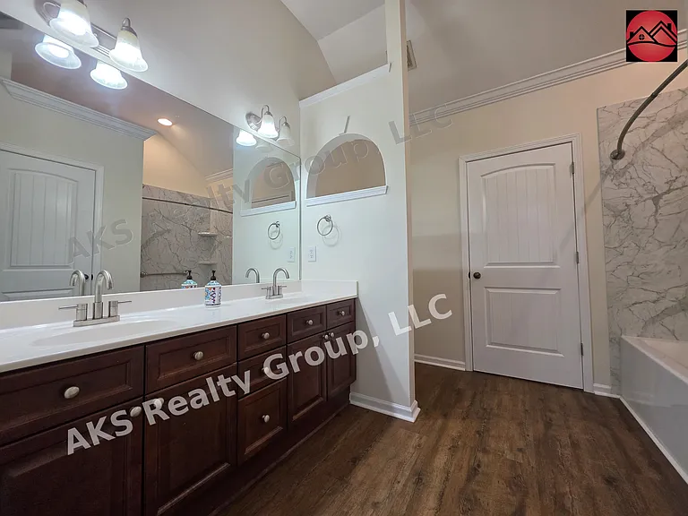 6116 Townley Way — Photo 14