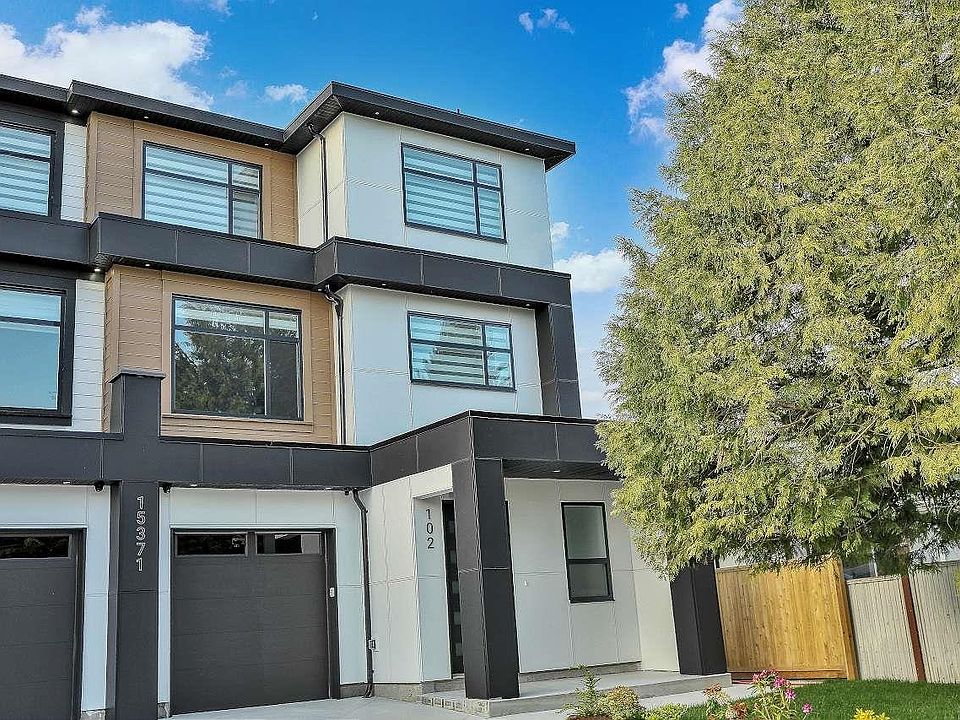 1st image of 15371 94th Ave #102