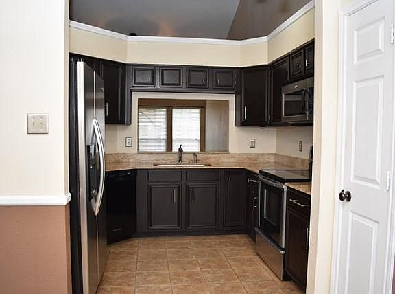 5th image of 8421 Edge Water Dr