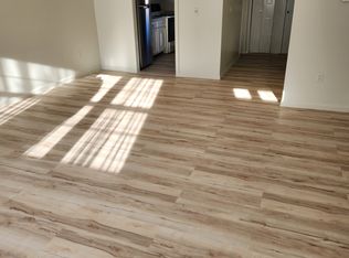 98 Granby Rd #98, South Hadley, MA 01075