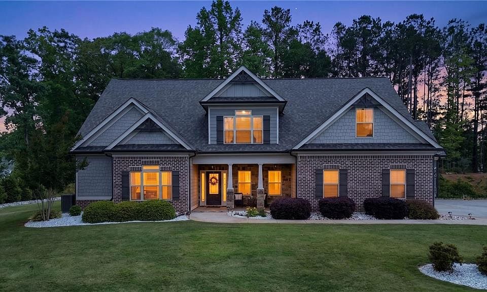 1st image of 3640 Eagle View Way