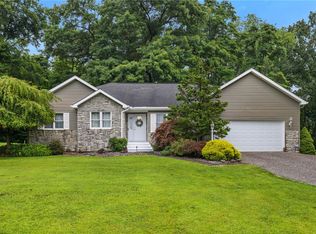 3746 Matthews Rd, Edinburg, PA 16116