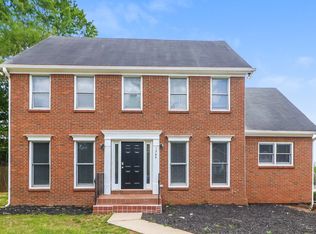 1364 Yorktown Dr, Lawrenceville, GA 30043