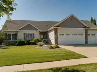 2706 Bandel Dr NW, Rochester, MN 55901