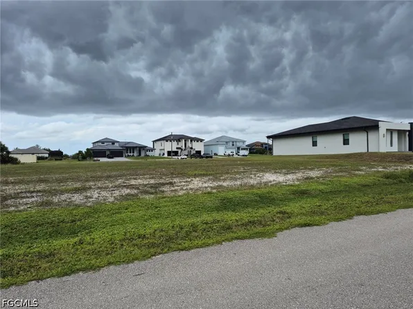 3424 NW 46th Ave, Cape Coral, FL 33993