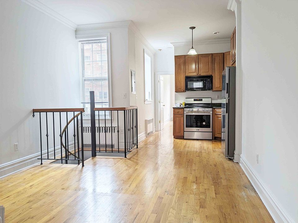 1st image of 32-47 35th St #1L