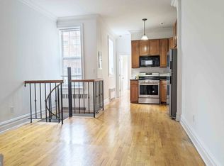 32-47 35th St #1L, Astoria, NY 11106
