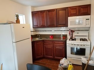 5719 Mazeau St #2, Maspeth, NY 11378