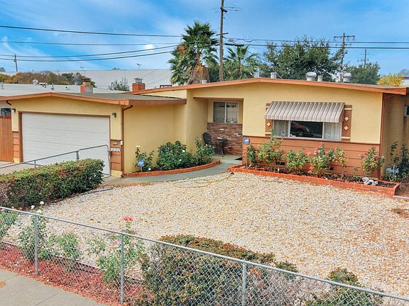 5th image of 2231 Santa Ana Dr