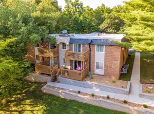 2797 Blackforest Dr APT C, Saint Louis, MO 63129