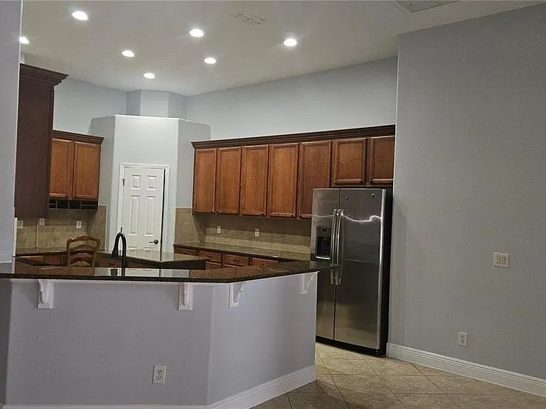 317 E Blue Water Edge Dr — Photo 24