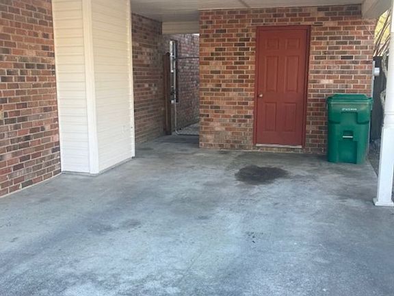 3rd image of 12281 Breezeway Cir